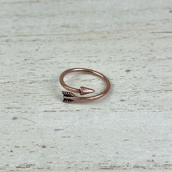 🫶🏼NWOT Dainty Copper Tone Arrow Shaped Wrap Ring Bohemian Jewelry Size 5 - 5.5 - Picture 4 of 16